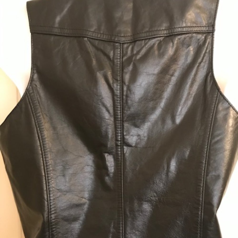 Black Leather Riding Vest - Picture 5 of 7